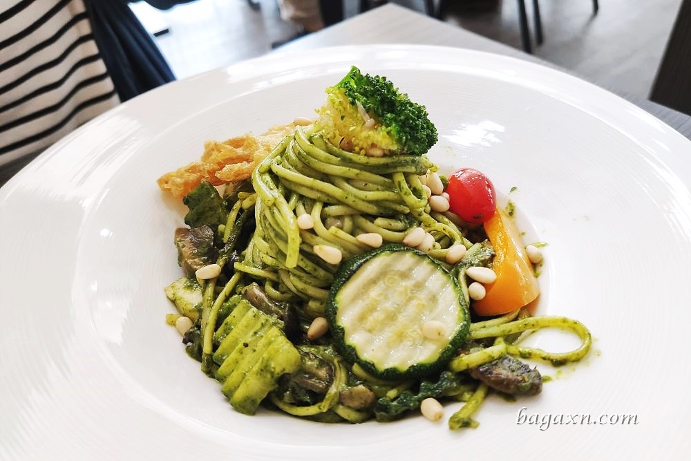 豐原蔬食│一念之間蔬食館。精緻簡餐、美味蔬食