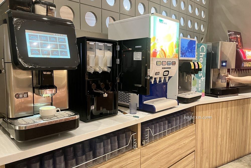 台中南屯│一番地壽喜燒。用餐環境還蠻舒適的，但我還是愛一丁