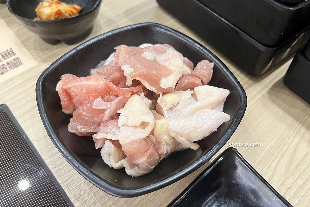 台中南屯│一番地壽喜燒。用餐環境還蠻舒適的，但我還是愛一丁