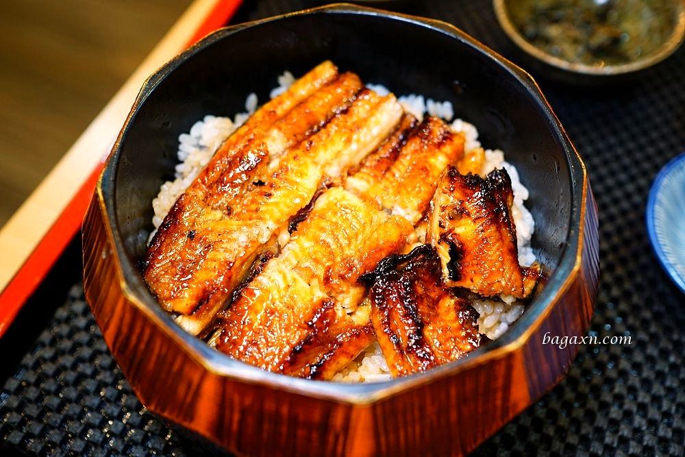 台中西區鰻魚飯│一鰻。頂級青口活鰻手工拔刺，搭配自煮鰻魚醬炭烤而成