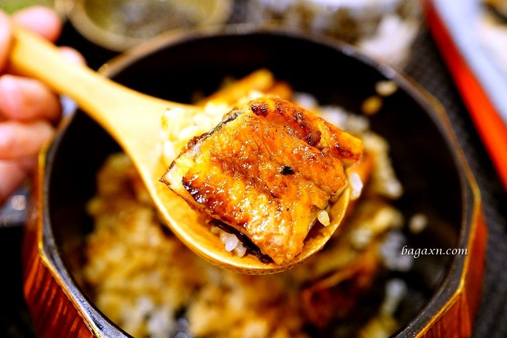 台中西區鰻魚飯│一鰻。頂級青口活鰻手工拔刺，搭配自煮鰻魚醬炭烤而成