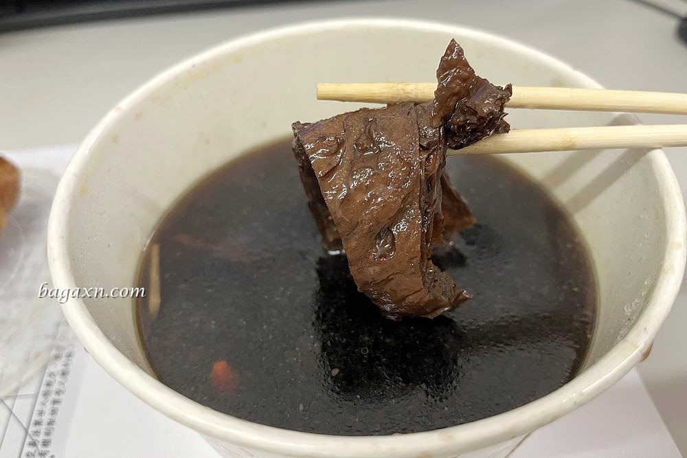 台中南屯│中山素食。便宜美味選擇多大推菜捲素粽