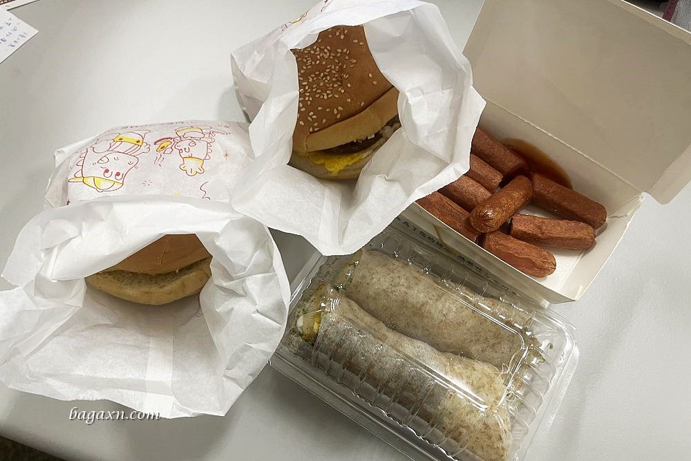 台中南屯早餐│內方外圓早餐店。湯包聽說是必點，但其他早餐我也覺得好吃