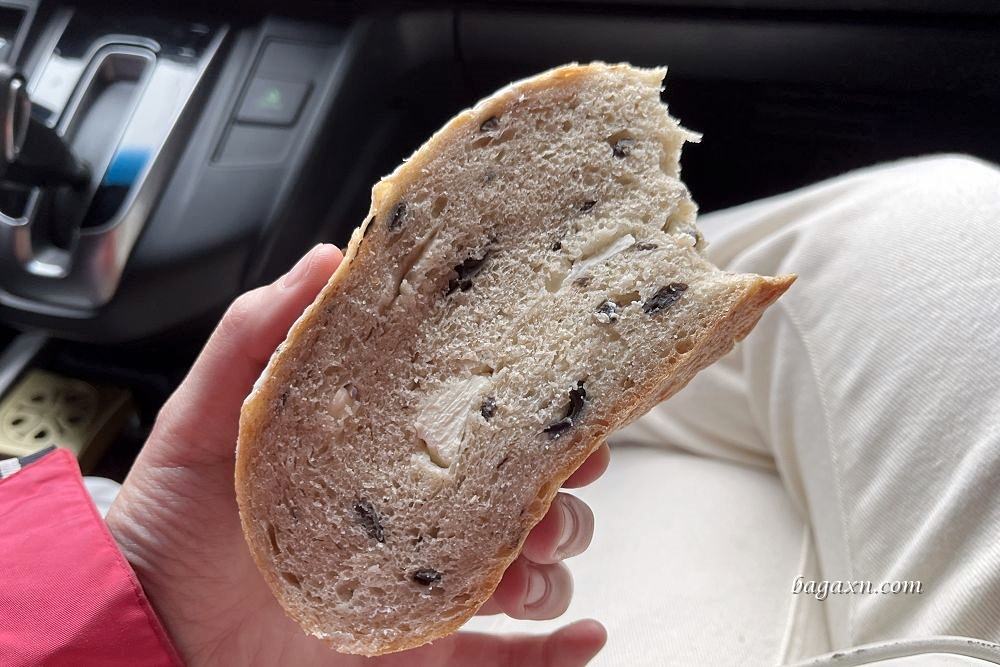 苗栗三義│勝興車站美食。鍋鍋手工麵包/老吳鐵馬臭豆腐/一口香客家小炒滷豆干/老鐵牛肉麵 - 第27張圖 苗栗三義│勝興車站美食。鍋鍋手工麵包/老吳鐵馬臭豆腐/一口香客家小炒滷豆干/老鐵牛肉麵