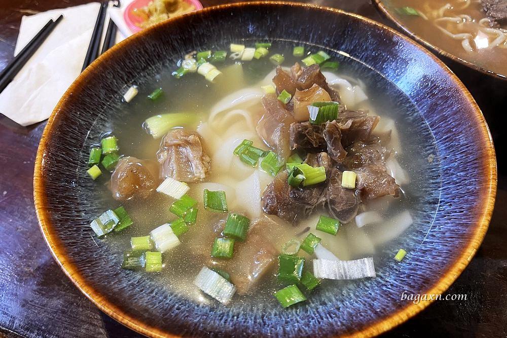 苗栗三義│勝興車站美食。鍋鍋手工麵包/老吳鐵馬臭豆腐/一口香客家小炒滷豆干/老鐵牛肉麵 - 第20張圖 苗栗三義│勝興車站美食。鍋鍋手工麵包/老吳鐵馬臭豆腐/一口香客家小炒滷豆干/老鐵牛肉麵