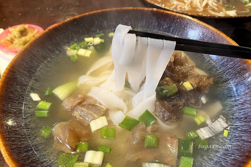 苗栗三義│勝興車站美食。鍋鍋手工麵包/老吳鐵馬臭豆腐/一口香客家小炒滷豆干/老鐵牛肉麵 - 第21張圖 苗栗三義│勝興車站美食。鍋鍋手工麵包/老吳鐵馬臭豆腐/一口香客家小炒滷豆干/老鐵牛肉麵