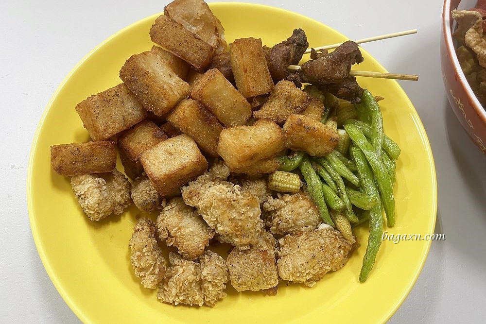 台中南屯│可樂咔啦炸雞。炸物點心特別好吃,大推脆皮糯米腸、蘿蔔糕 - 第9張圖 台中南屯│可樂咔啦炸雞。炸物點心特別好吃,大推脆皮糯米腸、蘿蔔糕