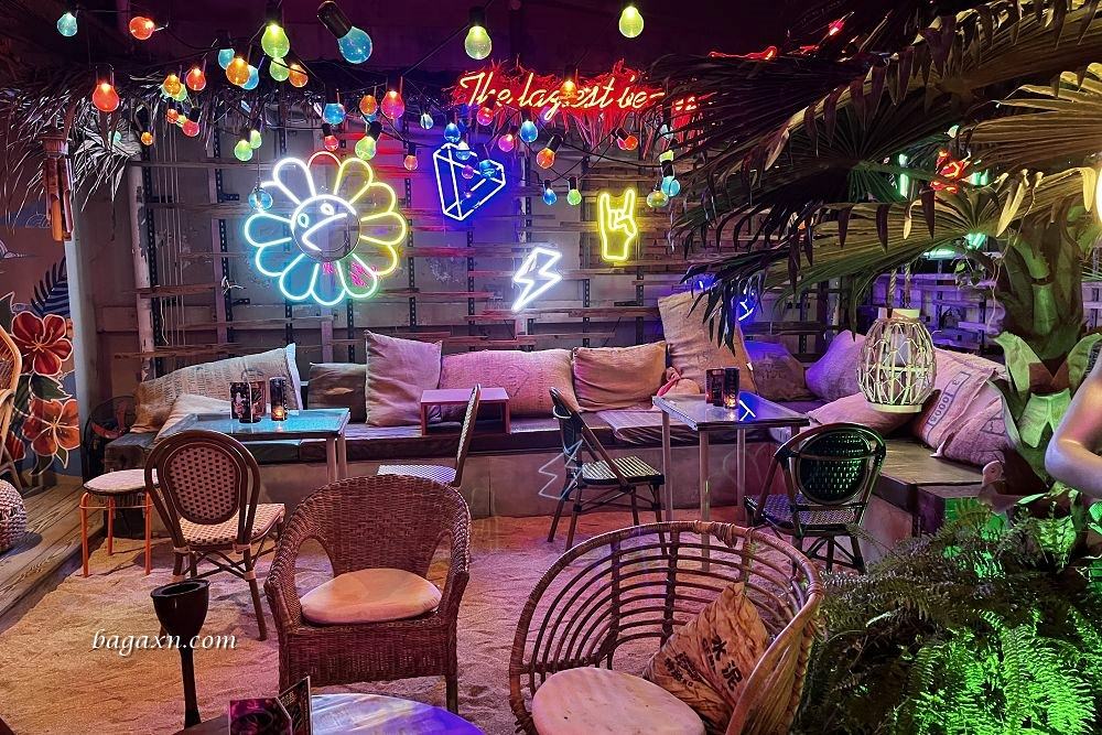 台南餐酒館│NEST餐廳酒吧。出餐快且不錯吃，氣氛很好適合小酌