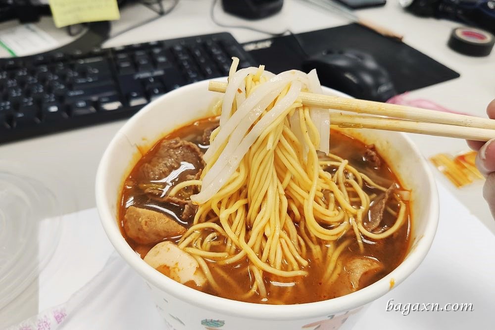 后里巧味小吃│料多味美的越南料理，乾拌或湯麵都很好吃!