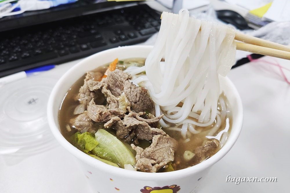 后里巧味小吃│料多味美的越南料理，乾拌或湯麵都很好吃!