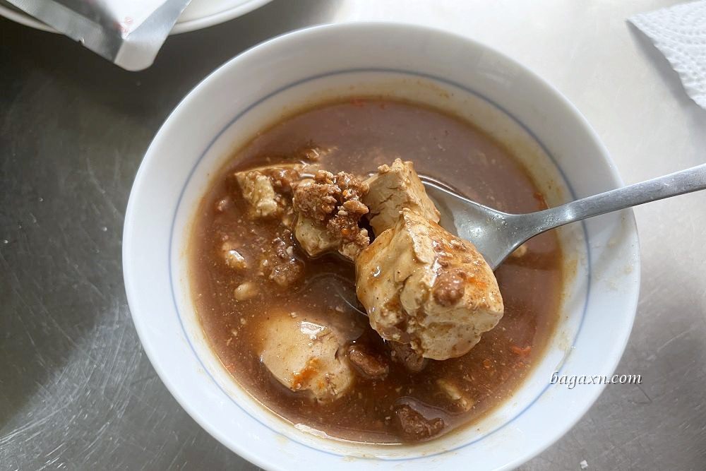 味味一品麻辣臭豆腐麵。真的臭，料頗少建議加其他東西一起煮