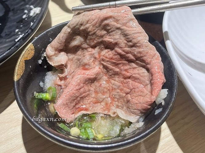 台中北屯│和牛涮。完全被鯛魚燒圈粉，牛肉也不錯王品還是有一定的品質