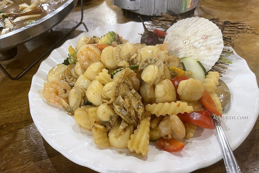 台中西屯聚餐│咕咕香甕缸雞。家庭聚餐.新年圍爐.尾牙春酒好選擇