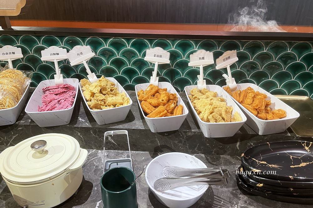 台中南屯│嚮辣和牛麻辣鍋。裝潢氣氛佳，服務不錯上菜速度快