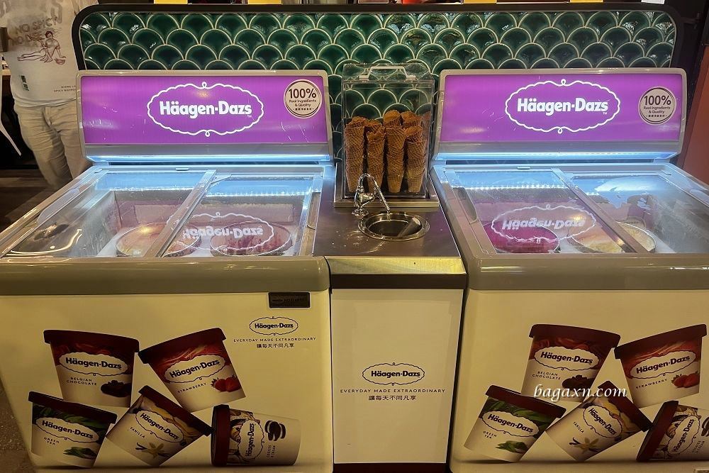 台中南屯│嚮辣和牛麻辣鍋。裝潢氣氛佳，服務不錯上菜速度快