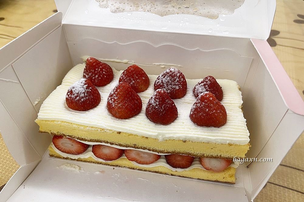 士林宣原蛋糕專賣店│凌晨就要起床排隊超難買的限量草莓蛋糕，真的好吃。