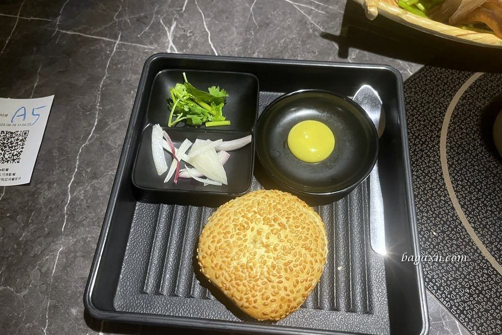 台中西屯│壽喜燒一丁水湳店。愛買店舒適停車方便，漲價不少但CP值依舊優