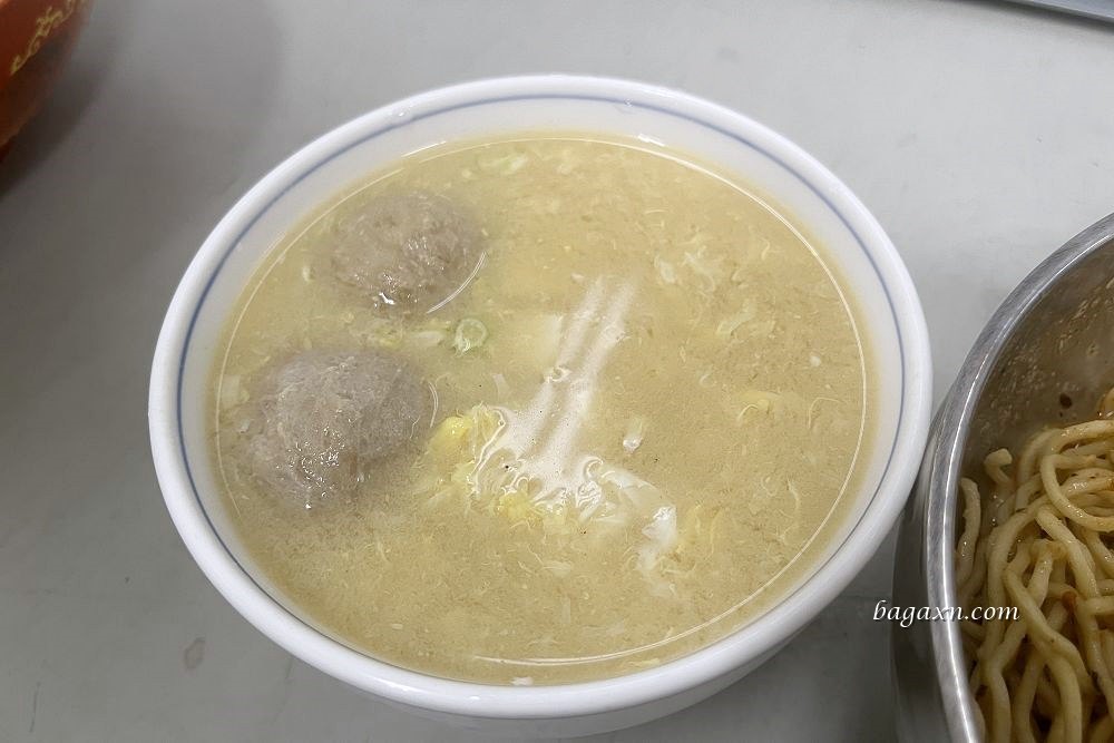 台中涼麵│姜蘇涼麵。24H營業蒜味濃郁的麻醬涼麵