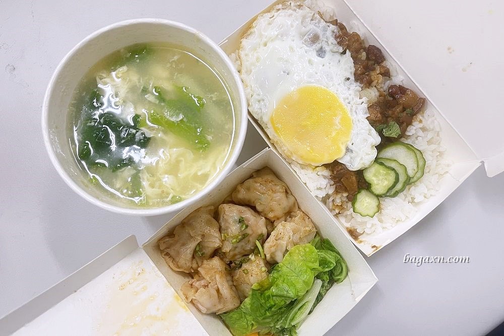 台中南屯│小初店。滷肉飯是肥肥粘粘那種超好吃!推薦一定要加半熟蛋 - 第1張圖 台中南屯│小初店。滷肉飯是肥肥粘粘那種超好吃!推薦一定要加半熟蛋