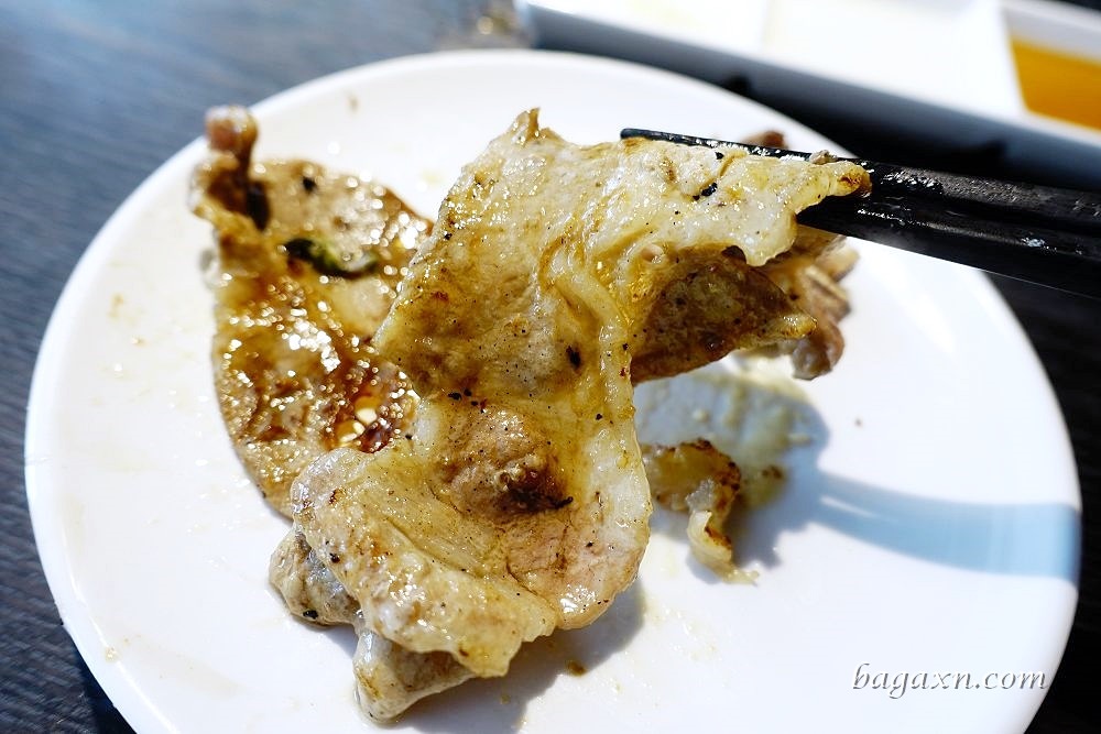 屋馬燒肉園邸店│2880三人套餐肉質好棒棒，汪汪隊來慶生