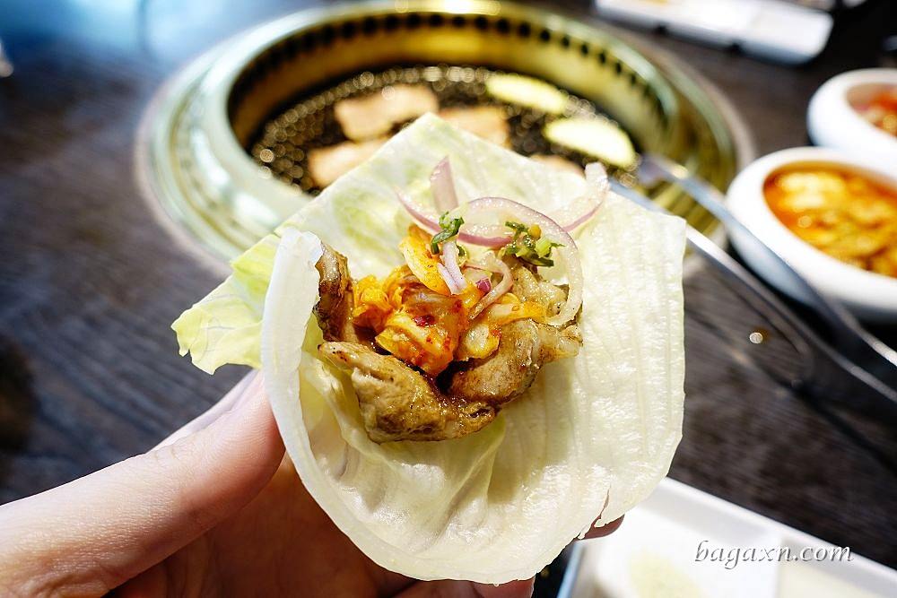 屋馬燒肉園邸店│2880三人套餐肉質好棒棒，汪汪隊來慶生