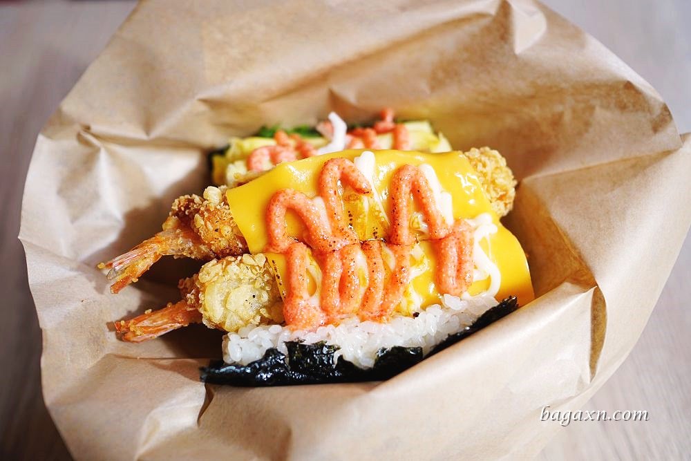 一中沖繩飯團推薦│不握松飯糰。越光米飯非常美味，份量大一顆抵兩餐