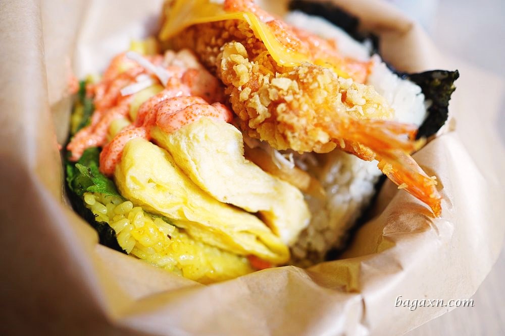 一中沖繩飯團推薦│不握松飯糰。越光米飯非常美味，份量大一顆抵兩餐