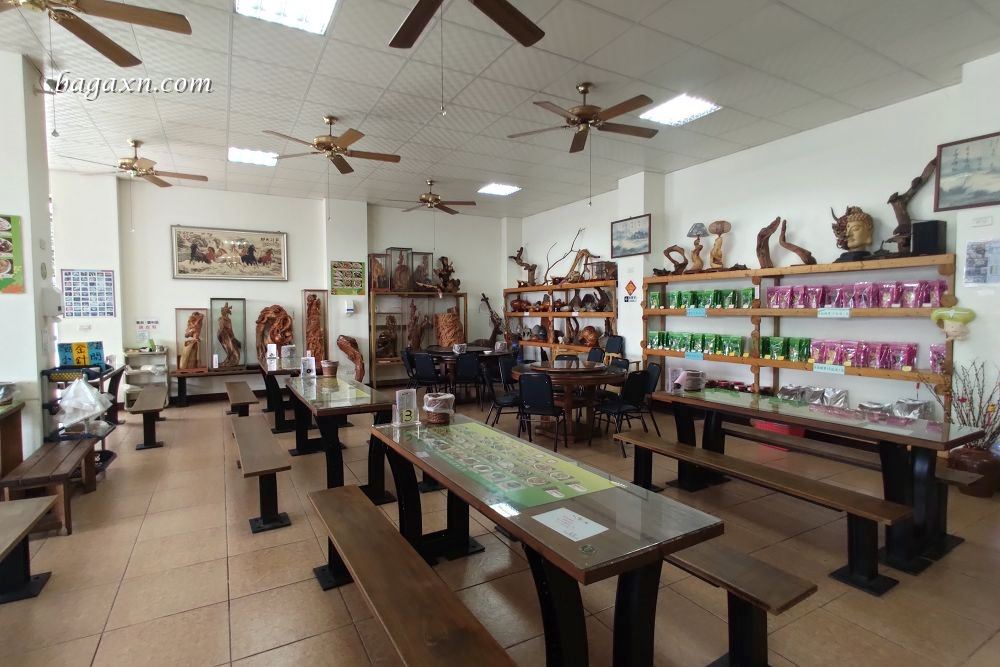 新社美食│頭嵙山香菇_雞腿那麼大的香烤杏鮑菇「素棒棒腿」小貴但值得一吃 - 第4張圖 新社美食│頭嵙山香菇_雞腿那麼大的香烤杏鮑菇「素棒棒腿」小貴但值得一吃