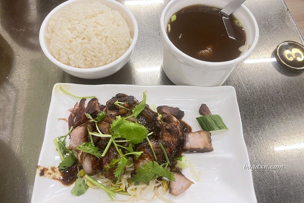 台中新馬料理│新馬小廚南屯店。口味不錯的南洋料理,叻沙麵有辣很好吃 - 第7張圖 台中新馬料理│新馬小廚南屯店。口味不錯的南洋料理,叻沙麵有辣很好吃