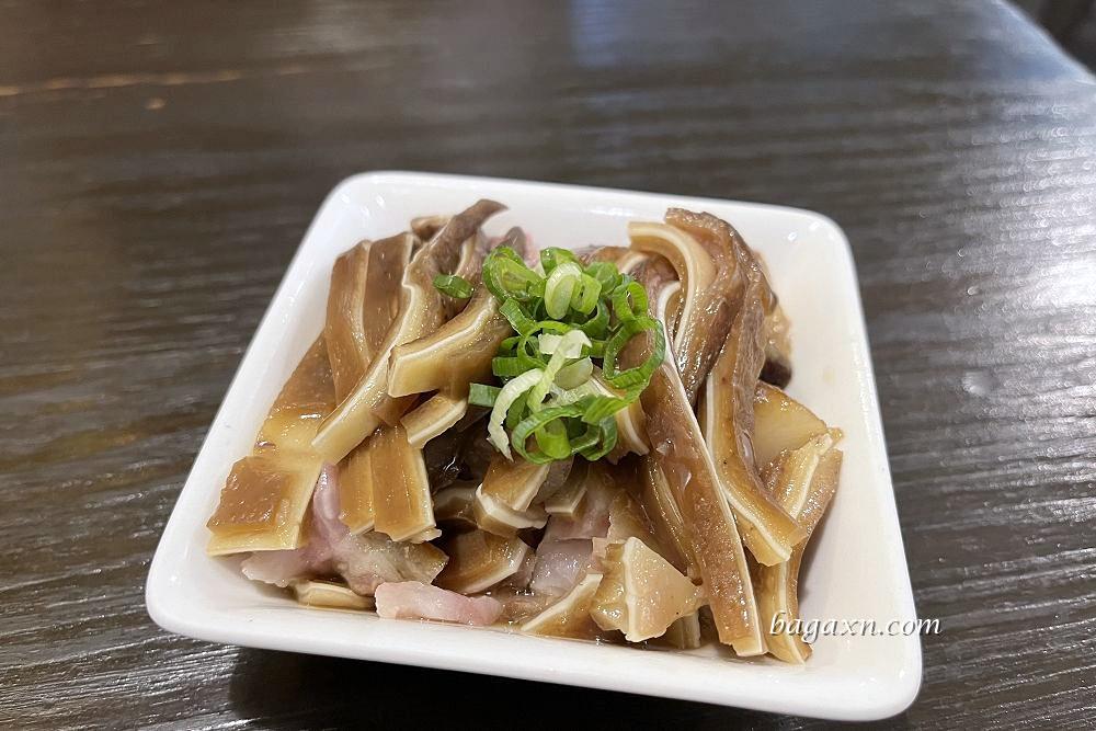 南屯麵店│條條有理_鮮蝦餛飩麵飽滿多汁，麵條口感Q好勁道