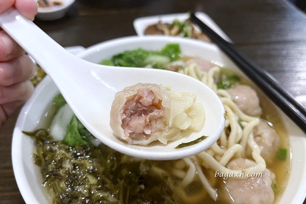 南屯麵店│條條有理_鮮蝦餛飩麵飽滿多汁，麵條口感Q好勁道