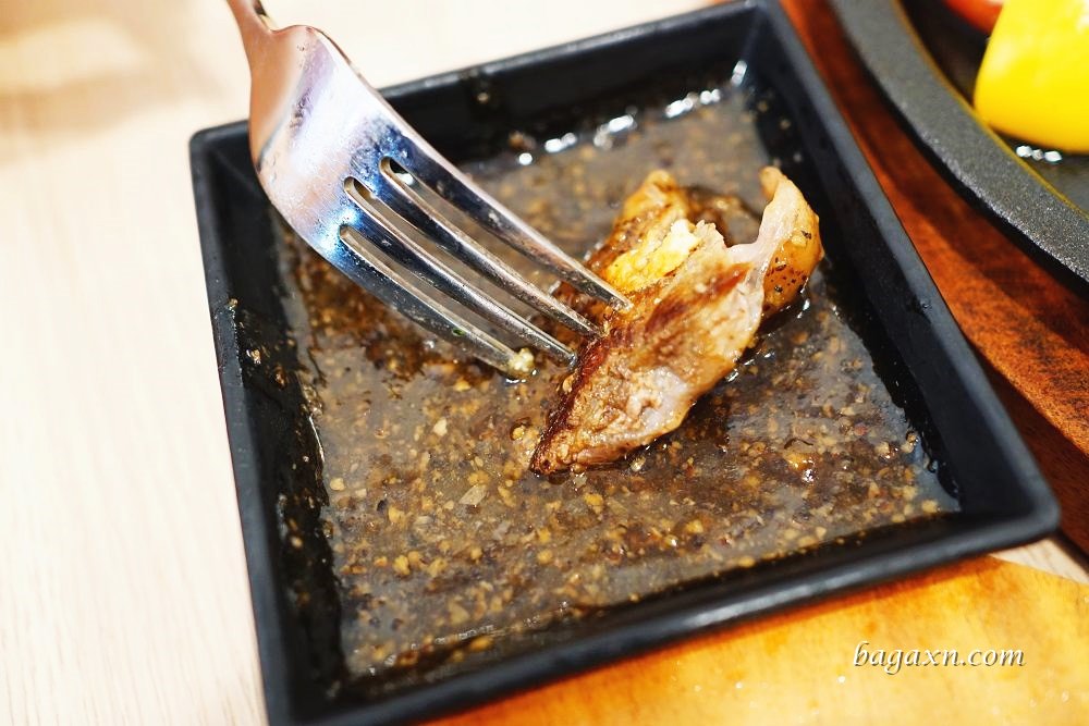 台中西屯平價牛排│焰王牛排。最低只要150元即可享受美味排餐 - 第10張圖 台中西屯平價牛排│焰王牛排。最低只要150元即可享受美味排餐