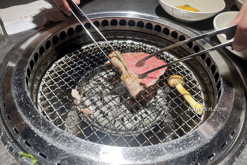 台中南屯│燒肉中山大墩店。天皇八牛5780三人套餐，橡樹黑臉酋長的加冕