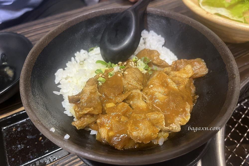 台中南屯│燒肉眾文心二代店。一樣是吃到飽但變得有質感些，類居酒屋的感覺