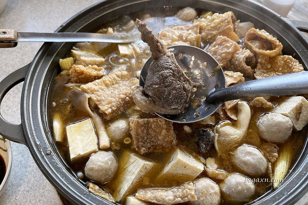 台中大雅│呷寶食府薑母鴨。湯頭清甜不油膩，薑多微辣很暖身