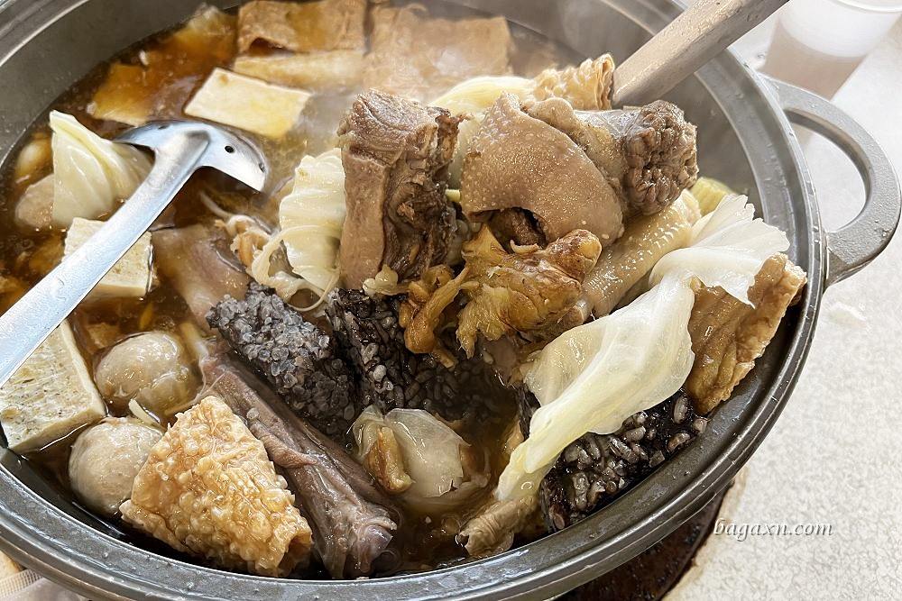 台中大雅│呷寶食府薑母鴨。湯頭清甜不油膩，薑多微辣很暖身