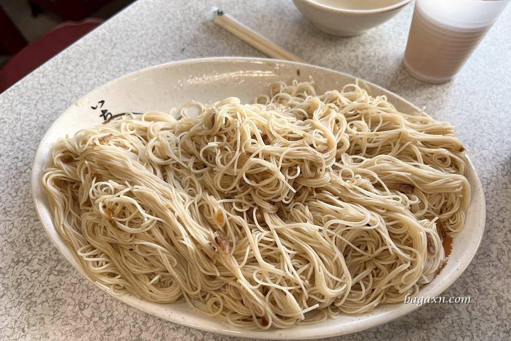 台中大雅│呷寶食府薑母鴨。湯頭清甜不油膩，薑多微辣很暖身