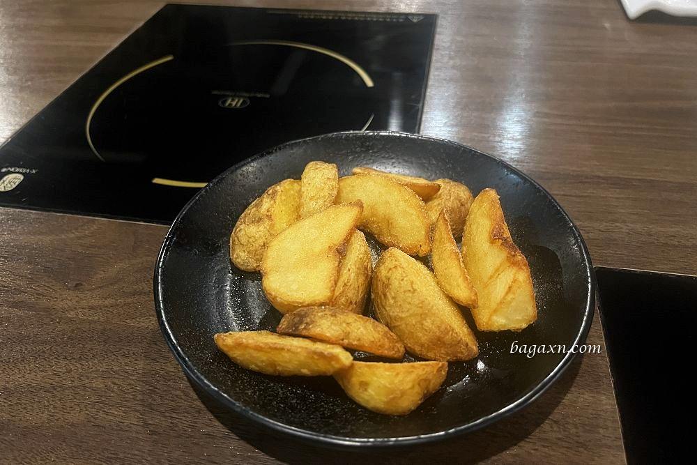 台中南屯│禧珍家新中式火鍋。特色湯頭、肉的品質很讚