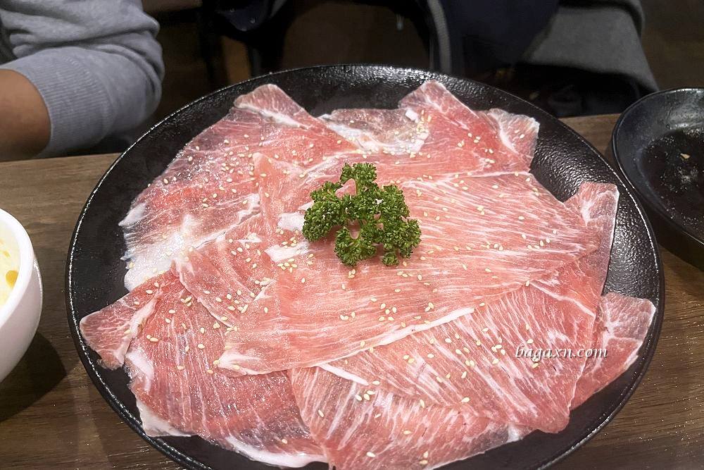 台中南屯│禧珍家新中式火鍋。特色湯頭、肉的品質很讚