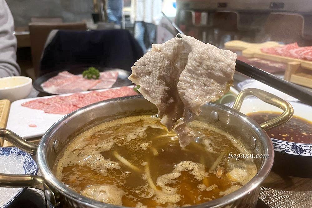 台中南屯│禧珍家新中式火鍋。特色湯頭、肉的品質很讚
