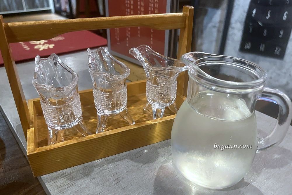台中南屯│禧珍家新中式火鍋。特色湯頭、肉的品質很讚