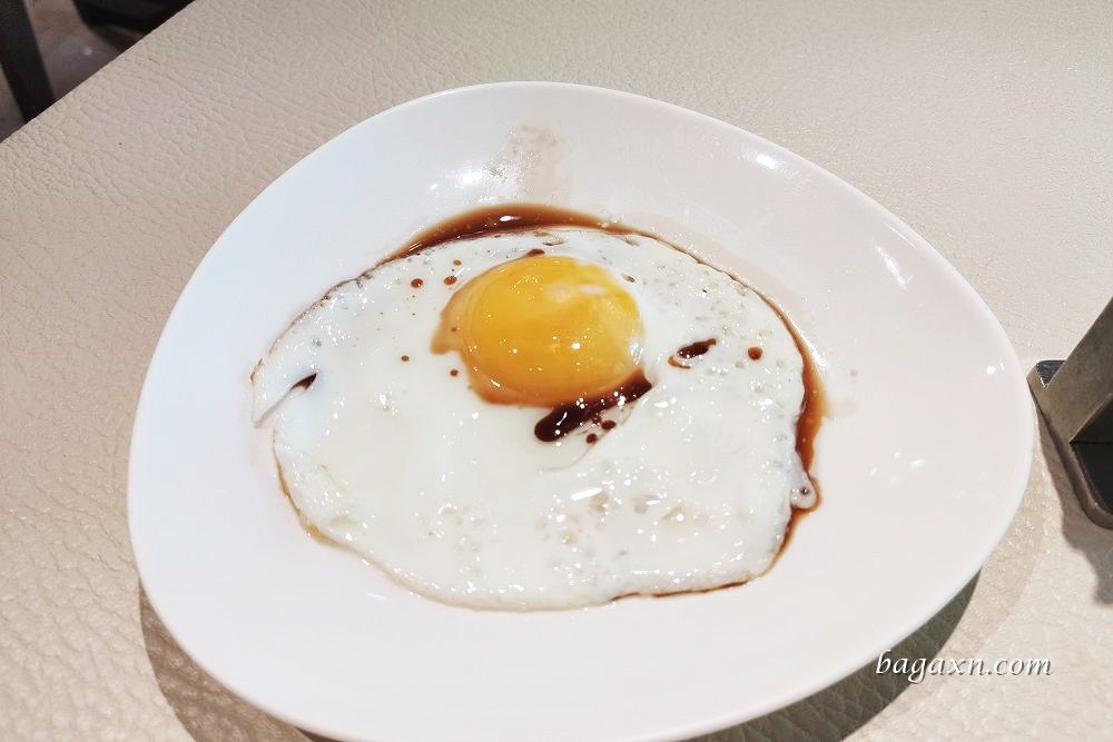 台南住宿│臺邦商旅。環境舒適服務態度佳，早餐豐盛好吃