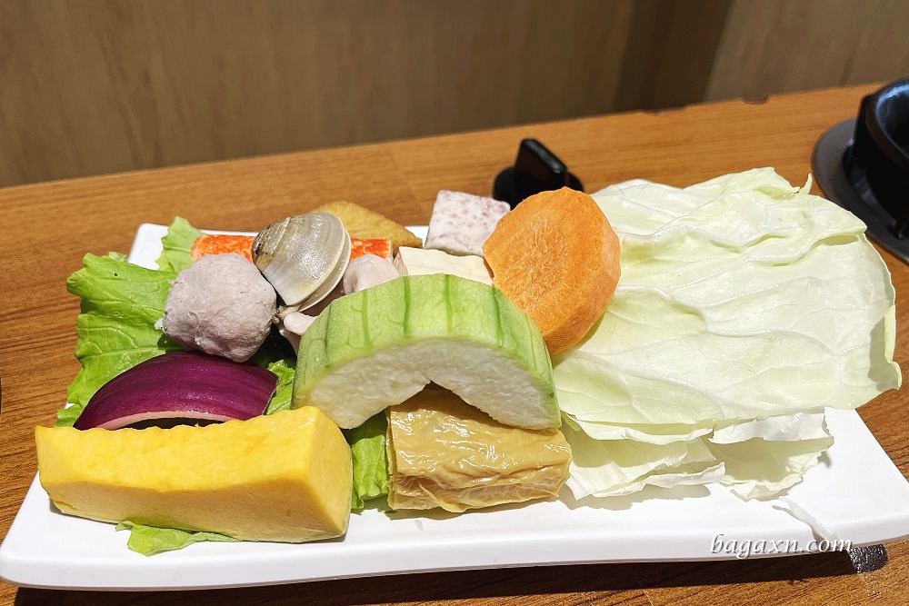 豐原火鍋│原石鍋。石頭火鍋桌邊炒肉香噴噴,煎蛋很好吃 - 第9張圖 豐原火鍋│原石鍋。石頭火鍋桌邊炒肉香噴噴,煎蛋很好吃