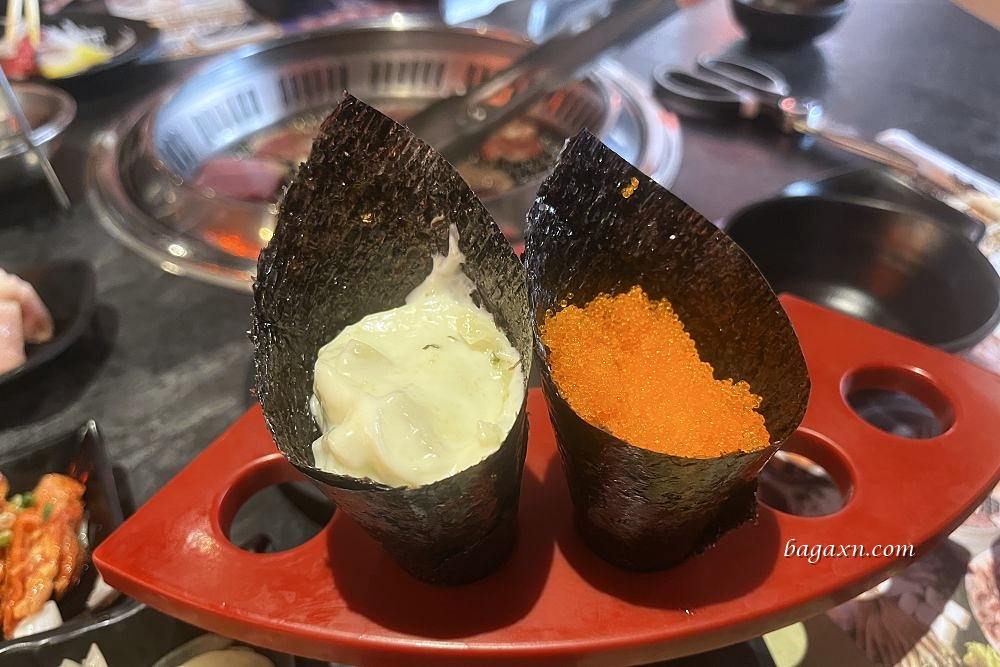 豐原燒烤│石頭日式炭火燒肉豐原館。副食選擇多，還有哈根達斯莫凡彼吃到飽