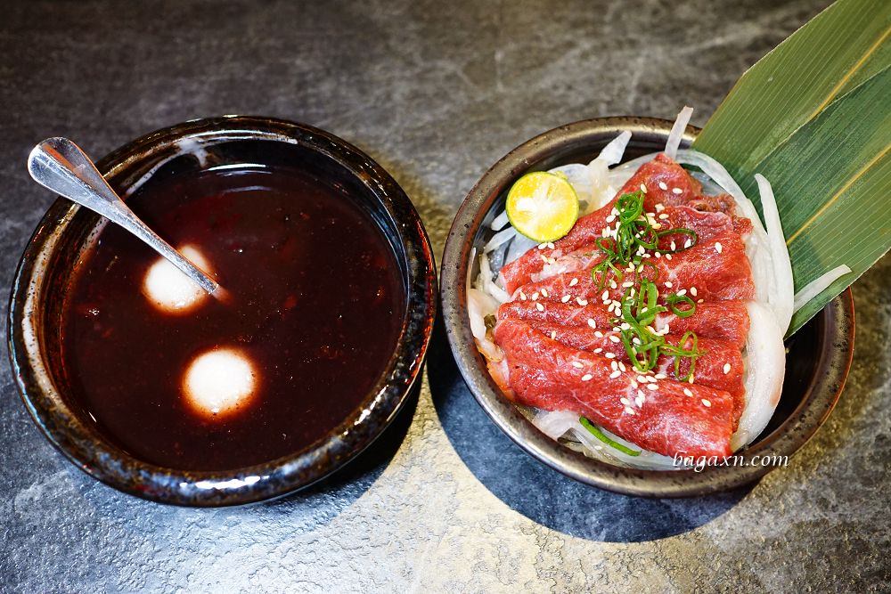 豐原燒肉│石頭日式炭火燒肉豐原館。2023改版新菜單，高品質肉類海鮮還有甜點櫃