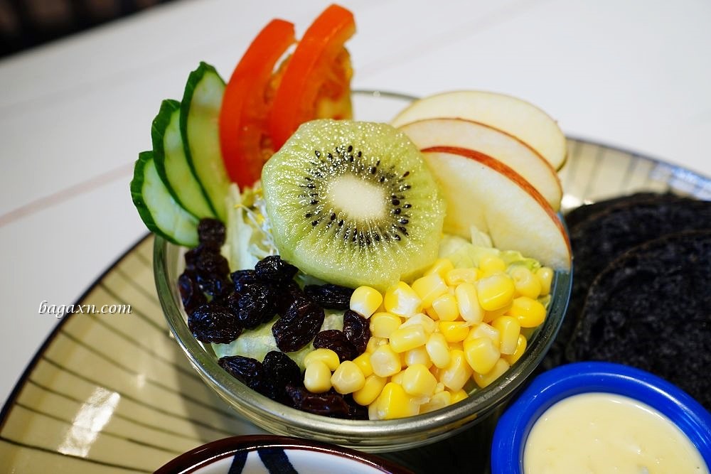 豐原早午餐│金吉村早午餐豐原店。美味手作麵包真材實料餐點好吃