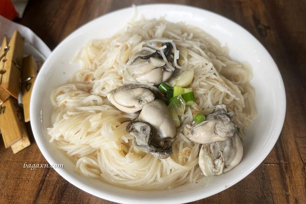 台中蚵仔吃到飽│金賀夯美食廣場。烤蚵各式鮮蚵料理吃到飽，產地當日新鮮直送