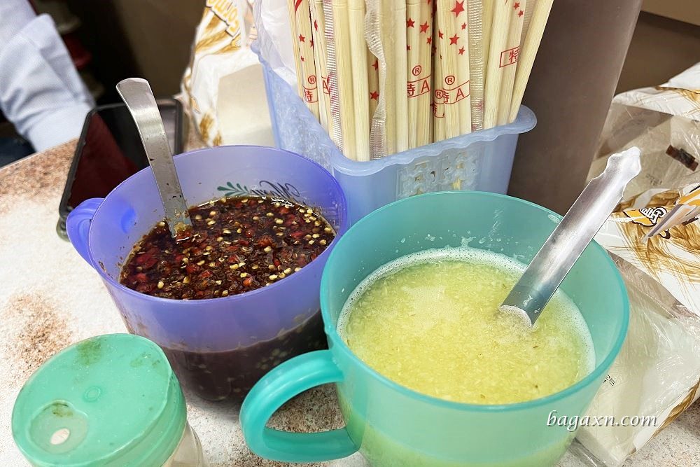 向上市場美食│阿隆麵攤_平價美味月底吃飯好朋友