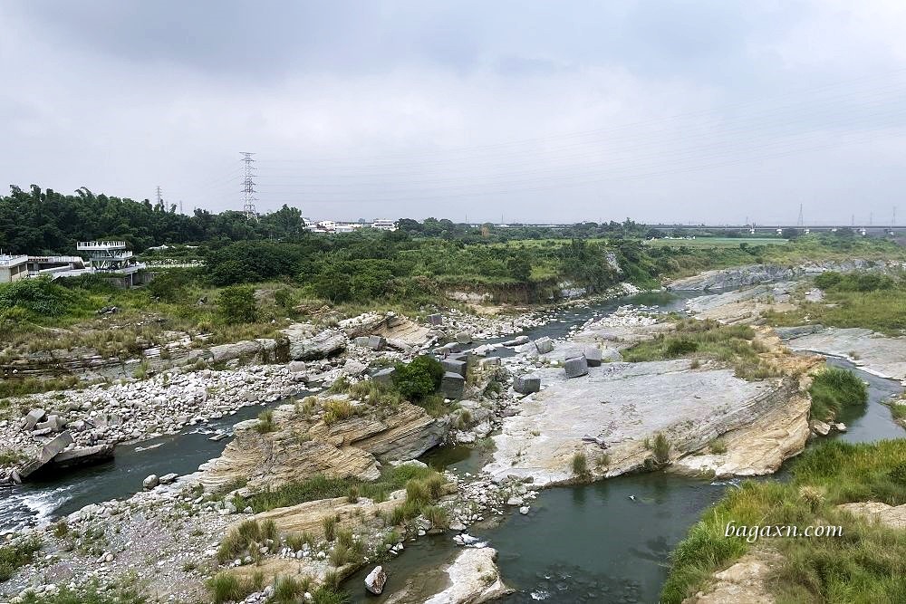 台中后豐鐵馬道租車推薦│隧道口租車中心。親子電動自行車一日漫遊，車款多樣服務又好!
