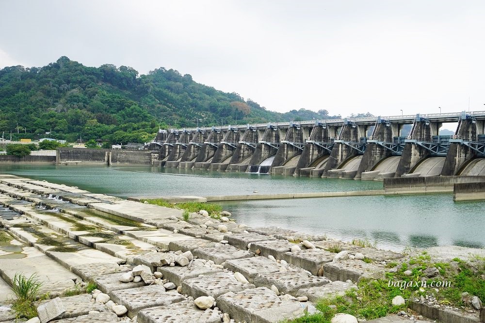 台中后豐鐵馬道租車推薦│隧道口租車中心。親子電動自行車一日漫遊，車款多樣服務又好!